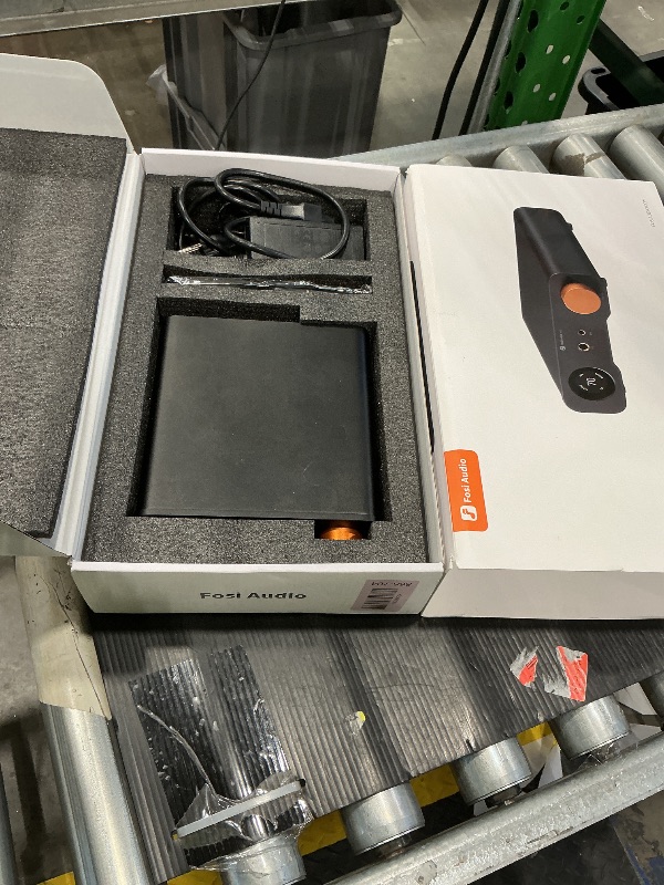 Photo 1 of *USED*
Fosi Audio ZH3 DAC Headphone Amp, Fully Balanced Preamp with AKM4493SEQ XMOS XU316 PCM 768kHz for Amplifiers, USB/Optical/COAX/RCA/12V Trigger Input, XLR/RCA/4.4mm/6.35mm Output with Remote