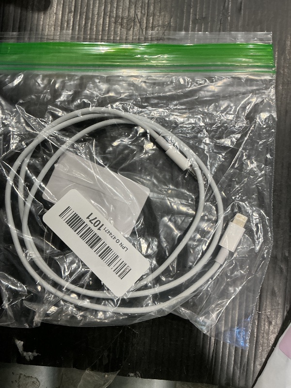 Photo 1 of (Apple MFi Certified) iPhone AUX Cord,Lightning to 1/8 Inch Audio Cable,3.3ft, Headphone Jack Adapter Male Aux Stereo Audio Cable Compatible for iPhone 14/13/12/11/XR/X/8/7 (White)