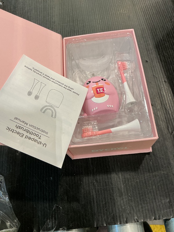 Photo 1 of *Unknown if ANYTHING MISSING SPECIFY WHEN RETURNING* 
 sonic toothbrush/look at pic