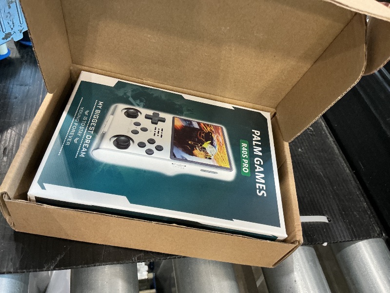 Photo 1 of ***MISSING SD CARD*** *UNTESTED*
R40S Retro Game Console - 3.5 Inch IPS Screen, 256G Extra Large Memory, Portable Pocket Video Player, Linux System, Travel Essentials, Perfect for Halloween (Transparent Green 256G)