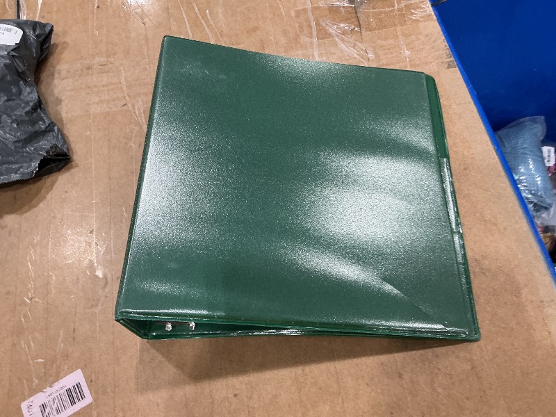 Photo 1 of *MINOR DAMAGE - USED*
Avery Heavy-Duty View 3 Ring Binder, 2 Inch One Touch EZD Rings, 540-Sheet Capacity, 2.8 Inch Wide Spine, Customizable Clear Cover and Spine, 1 Green Binder (79683)