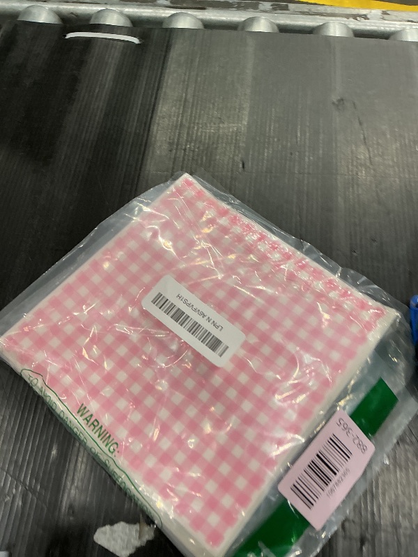 Photo 1 of 100pcs Waxed Deli Paper Sheets, 7x7" Food Basket Liners for Sandwiches, Burgers. Pink Checkered Deli Wrap Wax Paper Sheets by Neyimqr