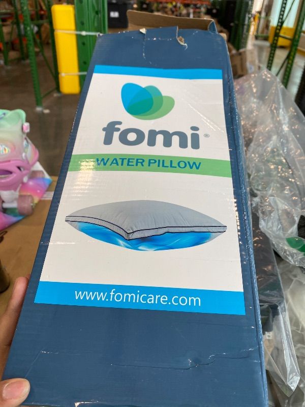 Photo 1 of *MINOR DAMAGE - USED*
FOMI Premium Large Water Sleeping Pillow | Adjustable and Supportive Waterbase Pillow for Preferred Firmness | Orthopedic Comfort Design for Neck Pain Relief | (26” x 17”)