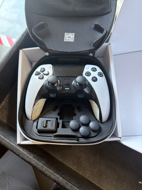 Photo 1 of *USED*
PlayStation DualSense Edge Wireless Controller