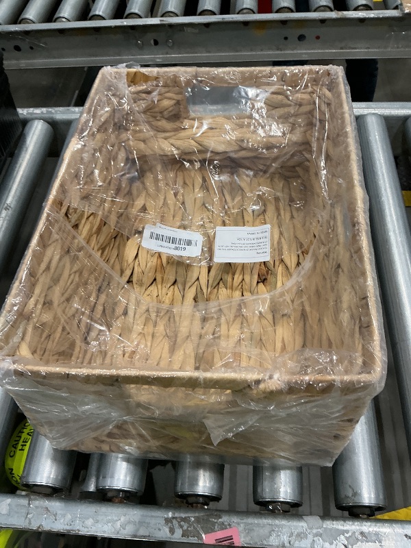 Photo 1 of *USED*
Large Wicker Basket, 15" Water Hyacinth Wicker Storage Baskets for Organizing, Rectangular Storage Baskets for Shelves, Rattan Woven Basket with Built-in Handles, 1 Pack (Natural, Large)