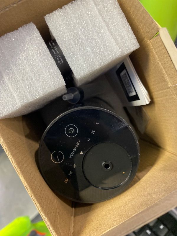 Photo 1 of *UNTESTED*
Airversa Waterless Essential Oil Diffuser Starter Kit with 4 x 10mL Hotel Scent Fragrance Oil, Battery Operated Mini Scent Air Machine Portable Diffuser for Home Car Office, AN8 Kit Black