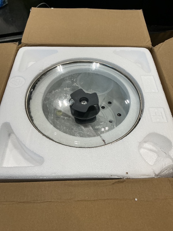 Photo 1 of *USED*
BLACK+DECKER 16-Cup Rice Cooker, RC516, 8-Cup Uncooked Rice, Steaming Basket, Removable Non-Stick Bowl, One Touch