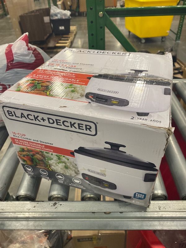 Photo 1 of *USED*
BLACK+DECKER 16-Cup Rice Cooker, RC516, 8-Cup Uncooked Rice, Steaming Basket, Removable Non-Stick Bowl, One Touch