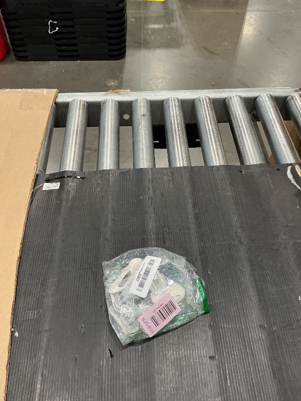 Photo 1 of ***MISSING PIECES*** Flamingo Women's Original Razor Blade Refill Cartridges for Women - 6 Count - 5-Blade Shaving Razors for Women