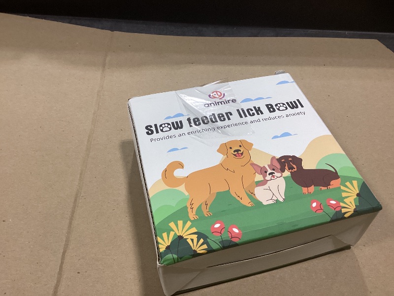 Photo 1 of 1pc. Dog Lick Bowl, Animire Freeze Lick Mat for Dogs, Non-Slip Slow Feeder Licking Bowl Enrichment Treat for Distraction Anxiety Relief, Food Grade Silicone, Dishwasher Safe(Green,S)