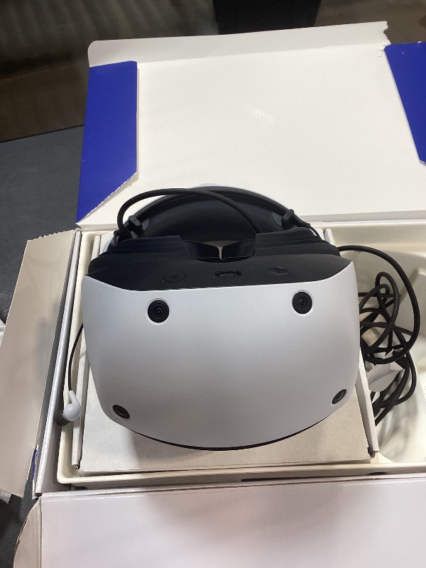 Photo 1 of PlayStation VR2 (PSVR2)