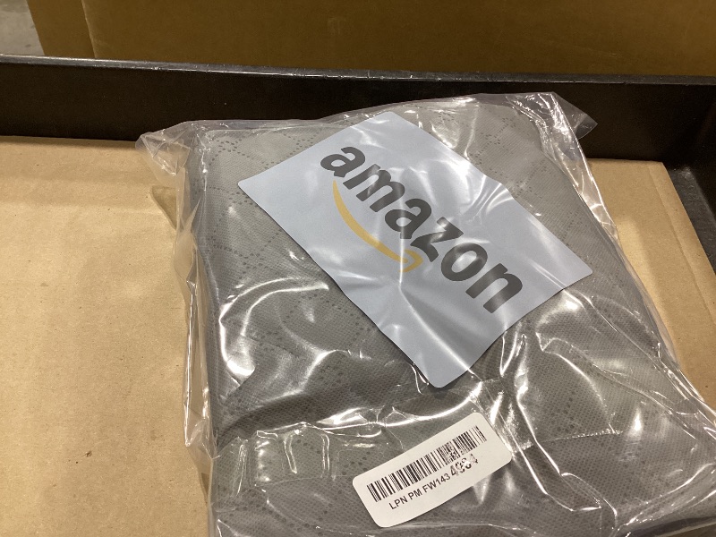 Photo 1 of combocube 3Pcs Zippered Storage Bag for Closet King Comforter, pillow, quilt, bedding, Clothes, Blanket Organizers with Large Clear Window & Carry Handles Space Saver