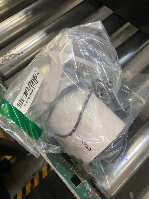 Photo 1 of [Built-in Apps & 2026 Upgraded] Mini Projector Support 4K 1080P Auto Keystone 180° Rotatable with WiFi 6 and Bluetooth 5.4, Projector Portable Compatibile with HDMI/TV Stick/Memory Stick/Laptop-White