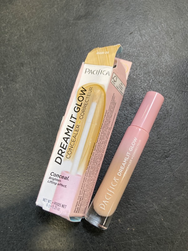 Photo 1 of Pacifica Concealer – DreamLit Glow Full Coverage Concealer with Squalane for Dark Circles & Dark Spot Correction, Lightweight & Long-Lasting, Vegan & Cruelty-Free, Shade 09 (Warm Honey)