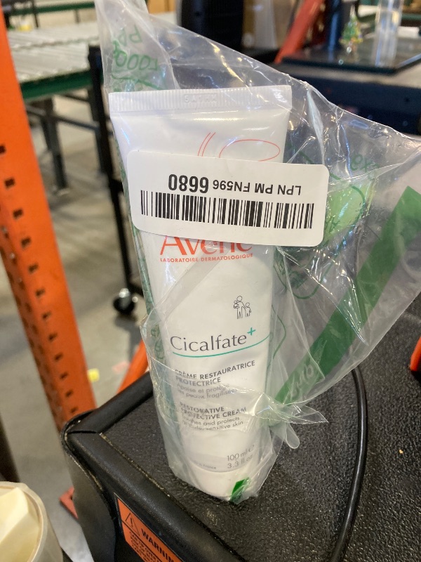 Photo 1 of Avène Cicalfate+ Restorative Protective Cream, Face Moisturizer, face cream for sensitive skin, helps restore skin barrier, restorative cream, safe for infants, children and adults, 3.3 Fl Oz