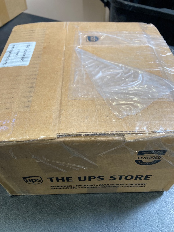 Photo 1 of CASE ELEGANCE Glass Top Humidor with Thick Cedar, Easy humidification System, Accurate Digital Hygrometer - Renzo, Brown