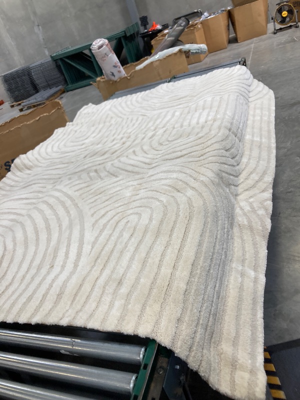 Photo 1 of South Hampton Collection Area Rug - 6' x 9', Ivory, Handmade Wool, Ideal for The Living Room, Dining Room, Bedroom