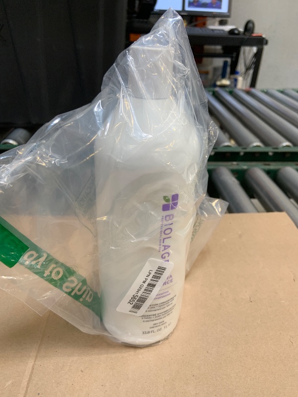 Photo 1 of Biolage Hydra Source Shampoo - Softens, Moisturizes & Adds Shine, For Dry Hair, Infused with Micro-Filtered Aloe Vera & Fermented Hyaluronic Acid, Vegan & Paraben-Free, Packaging May Vary