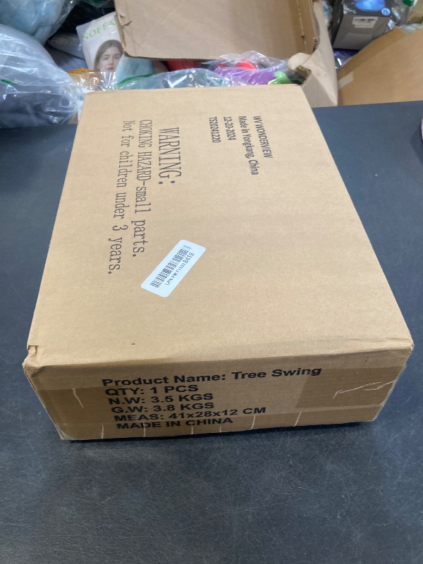 Photo 1 of 40 Inch Saucer Tree Swing for Kids, Outdoor Round Swing with Hanging Straps & Adjustable Ropes, Easy Assembly