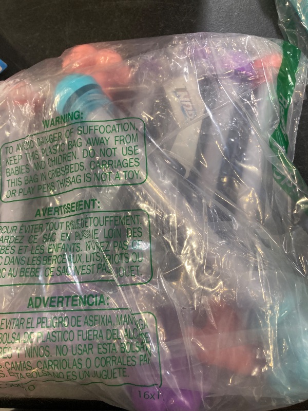 Photo 1 of 12 Pack Water Soaker Bulk, Super Water Blaster Soaker Gun Set Shoot Up to 40 Feet - Adults Outdoor Super Blaster Water Guns for Kids Age 3-4-5-8-12 Swimming Pool Outdoor Toys (12 pcs/Style B)