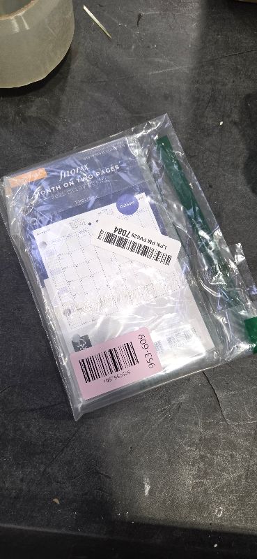 Photo 1 of Filofax Calendar Diary Refill, Personal/Compact Size, Month-to-View, White Paper, English, 2025 (C68410-25)