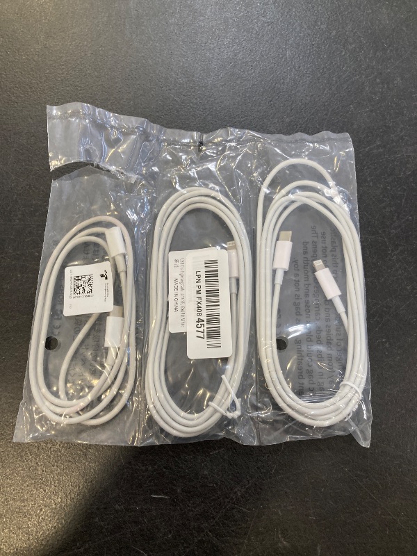 Photo 1 of RCTech USB C to Lightning Cable 3Pack 6FT [MFi Certified] iPhone Fast Charger Cable USB-C Power Delivery Charging Cord for iPhone 14/13/12/11/XS/XR/X/8/iPad, White