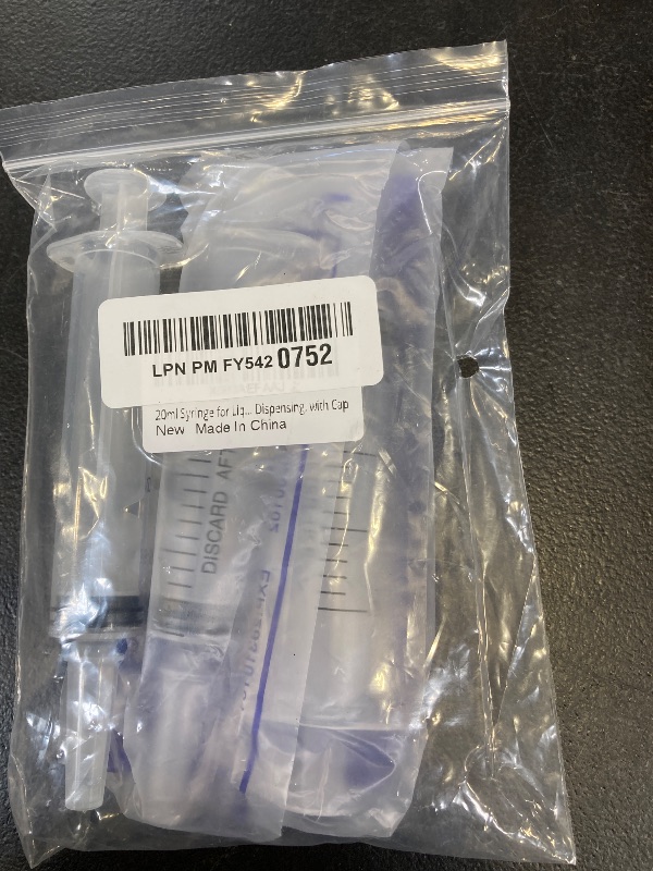 Photo 1 of 20ml Syringe for Liquid, Oral, Scientific Labs, Measurement, Dispensing, with Cap- 3 Pack 20ml Syringes