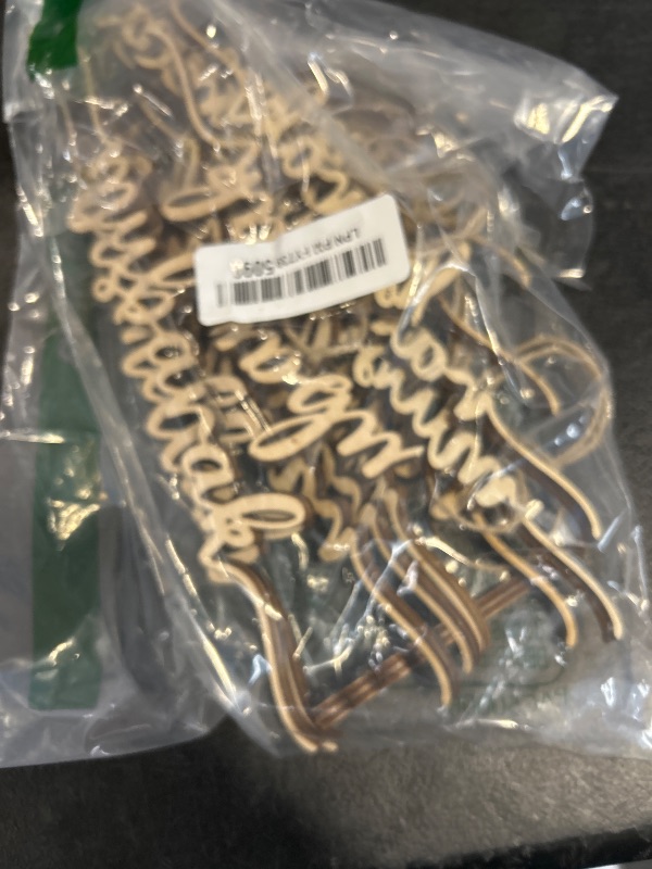 Photo 1 of Queekay 12 Pieces Ramadan Wood Sign Ramadan Mubarak Plate Setting Plate Sign Kareem Wooden Ornament Islamic Table Decor for Eid Mubarak Islamic Home Party Decor(Classic Style)