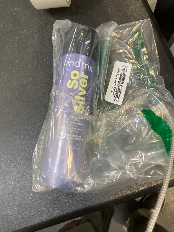 Photo 1 of Matrix So Silver Purple Shampoo - Neutralizes Yellow Tones, Color Depositing, Brightening & Toning, Strengthens and Adds Shine, For Color Treated, Blonde, White and Platinum Hair, Vegan, 10.1 Fl Oz