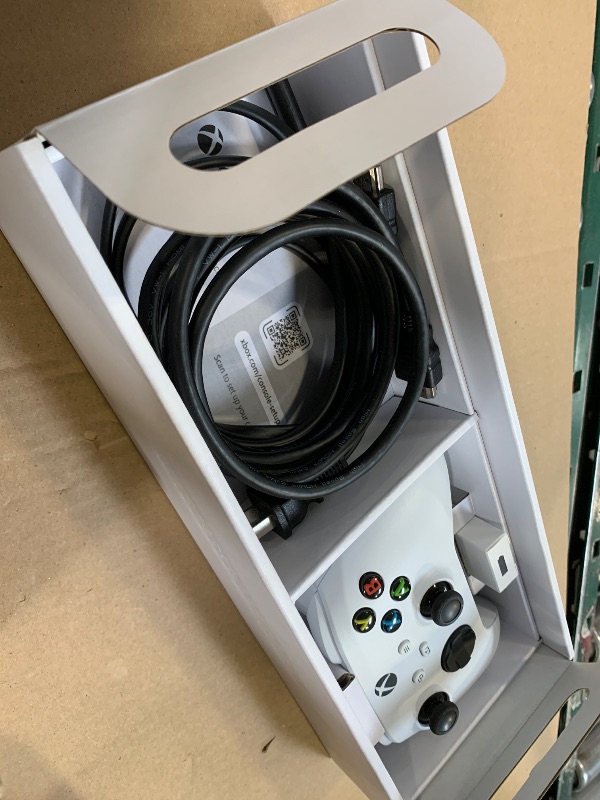 Photo 1 of Xbox Series S - All Digital Gaming Console - 1TB SSD - Includes Wireless Controller - 120FPS - Robot White