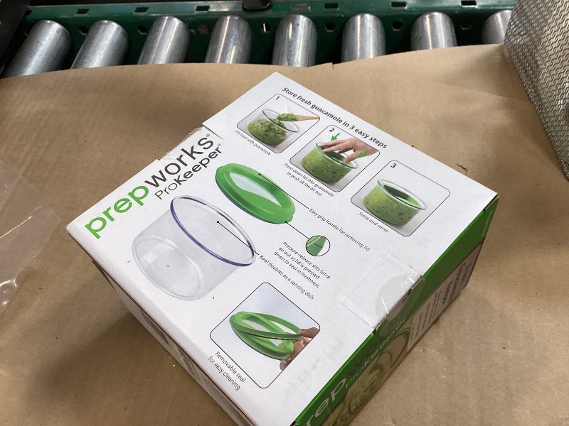 Photo 1 of ProKeeper Fresh Guacamole Plastic Kitchen Storage Container with Airtight Lid (Green), for Guacamole and Food Storage