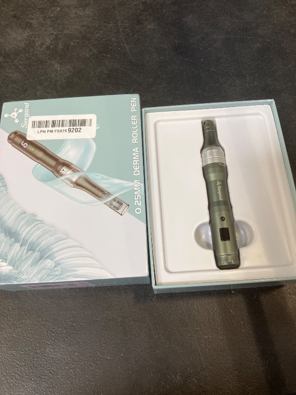 Photo 1 of 0.25mm Derma Roller Pen