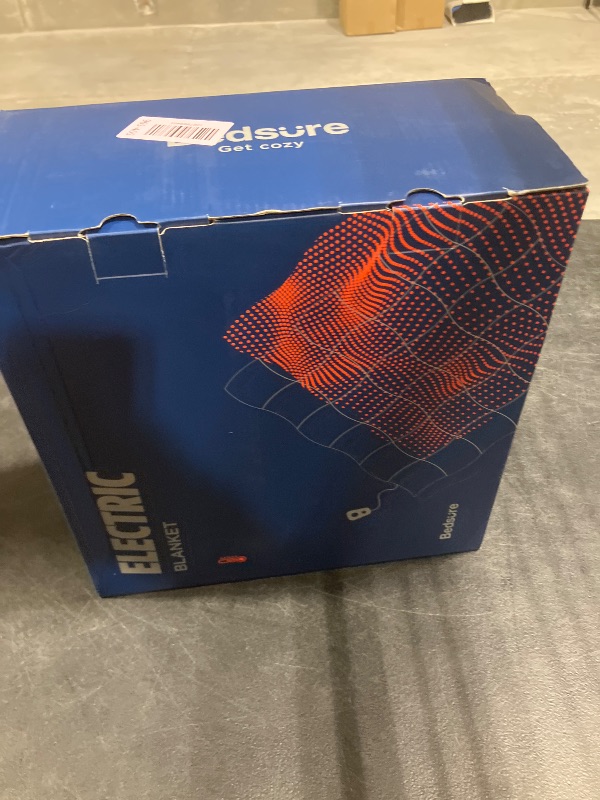 Photo 1 of Bedsure GentleSoft Heated Blanket Throw - Soft Ribbed Flannel Electric Blanket, Heating with 4 Time Settings, 6 Heat Settings, and 3 hrs Timer Auto Shut Off, Gifts for Grandma (50x60 inches, Green)