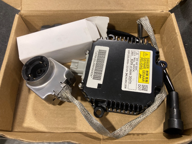 Photo 1 of Xenon HID Headlight Ballast Control Unit with Igniter & D2S Bulb - Compatible with Nissan Altima, 350Z, Maxima, Murano, Rogue, Infiniti G35, G37, FX35- Replaces 28474-8991A 28474-89904 NZMNS111LAN