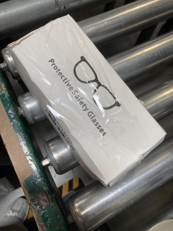 Photo 1 of ?Dual Lens Welding Safety Glasses – ANSI Z87.1 Certified – Switch Between Clear & IR 8.0 Shade – Anti-Fog & Scratch Resistant – Adjustable Frame – UV400 Protection – for Arc Welding, Plasma Cutting