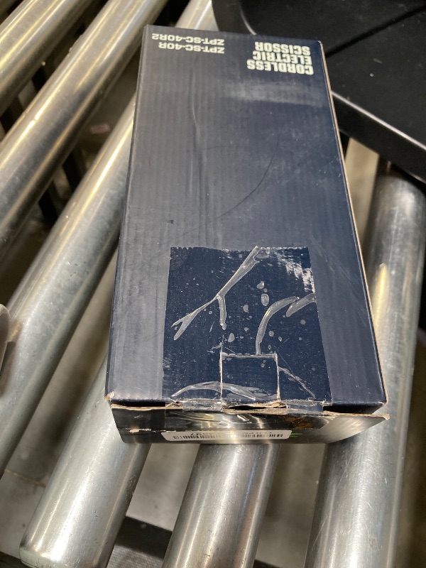 Photo 1 of ZEITE 4V Cordless Electric Scissors,Cardboard Cutter with 2 Blades,Storage Box,USB Charging Cable,Power Rotary Cutter,Max Cutting 1/4",for Cardboard Box,Thin Carpet & Plastic, Easy to Hold and Safe