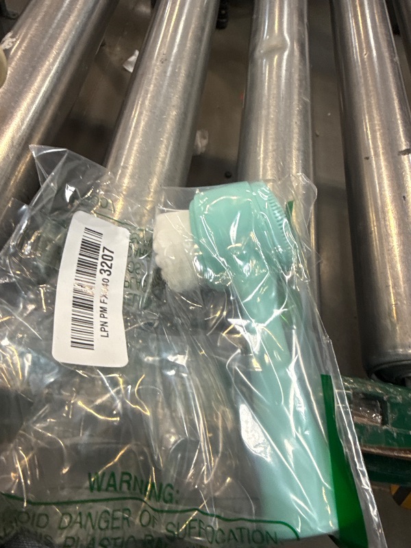 Photo 1 of Facial Cleansing Brush