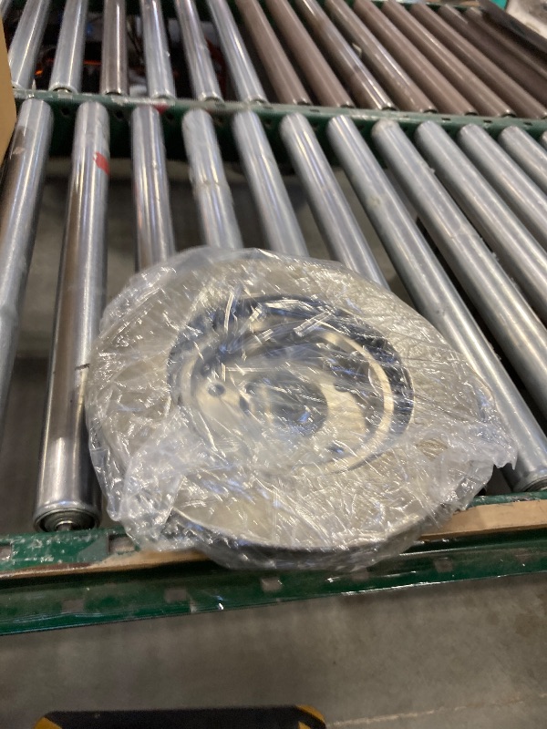 Photo 1 of Bendix Premium PRT5706 Front Brake Rotor for Select Models Chrysler 200, Sebring, Dodge Avenger, Caliber, Jeep Compass, Patriot, Mitsubishi Lancer, Outlander, Outlander Sport, RVR