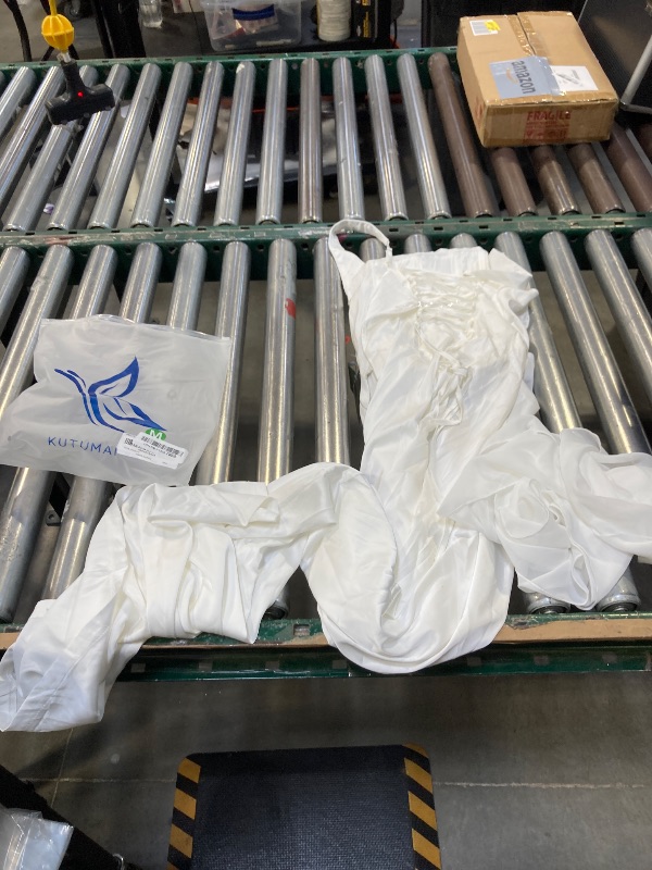 Photo 1 of KUTMAI White Dress size M 