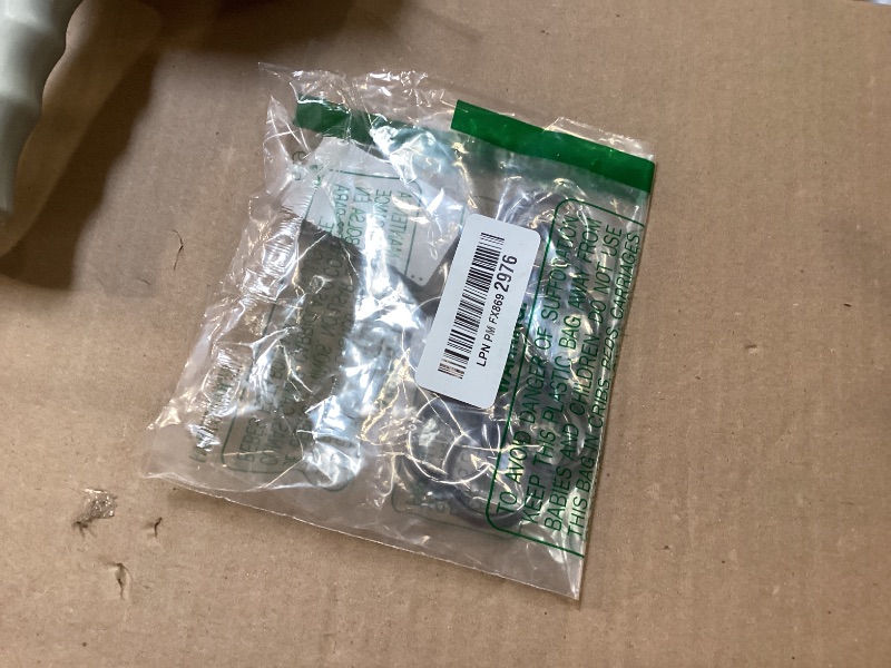 Photo 1 of 10Pack 1 Inch Metal Spring O Rings Clip Keychain, Round Carabiner Clips Keyrings Snap Hook Buckle, Purse Shoulder Bag Chain Rings Clip Replacement Paracord Keychain Lanyard Leather DIY Crafts (Black)