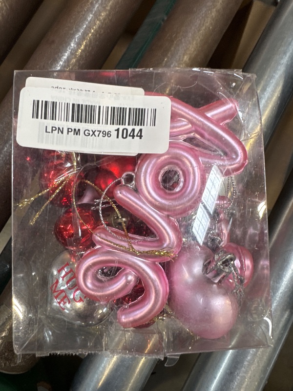 Photo 1 of 16pcs Valentines Day Decorations Heart Ornaments for Tree Romantic Hanging Ornaments for Christmas Tree Bear Heart Shaped Valentines Decor for Wedding Xmas Valentine Anniversary