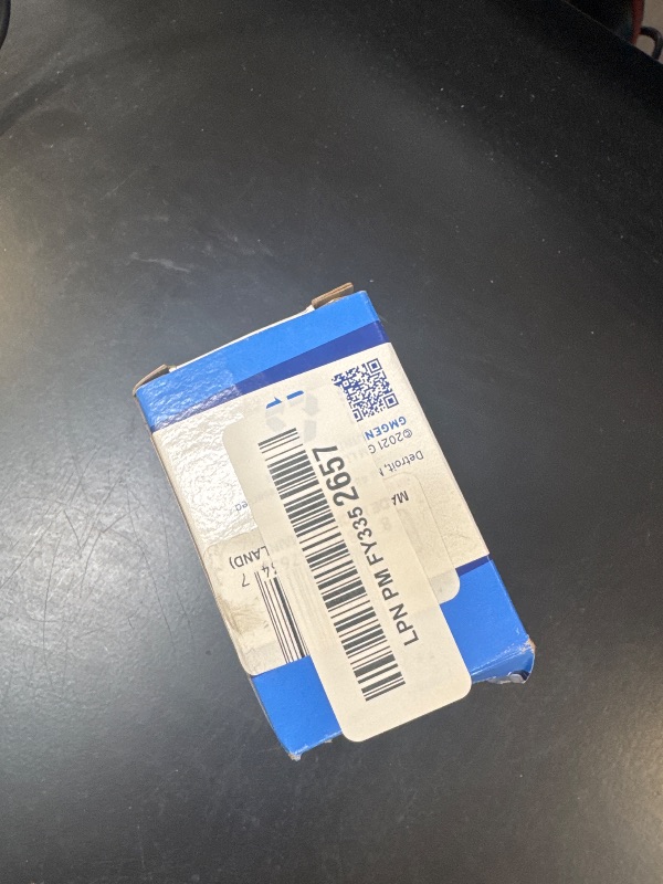 Photo 1 of GM Genuine Parts 25195551 Engine Crankshaft Position Sensor