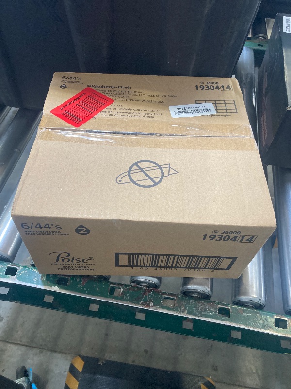 Photo 1 of Poise Daily Liners, Incontinence Panty Liners for Bladder Leaks, 2 Drop Very Light Absorbency, Long Length, 264 Count of Pantiliners (6 Packs of 44), Packaging May Vary