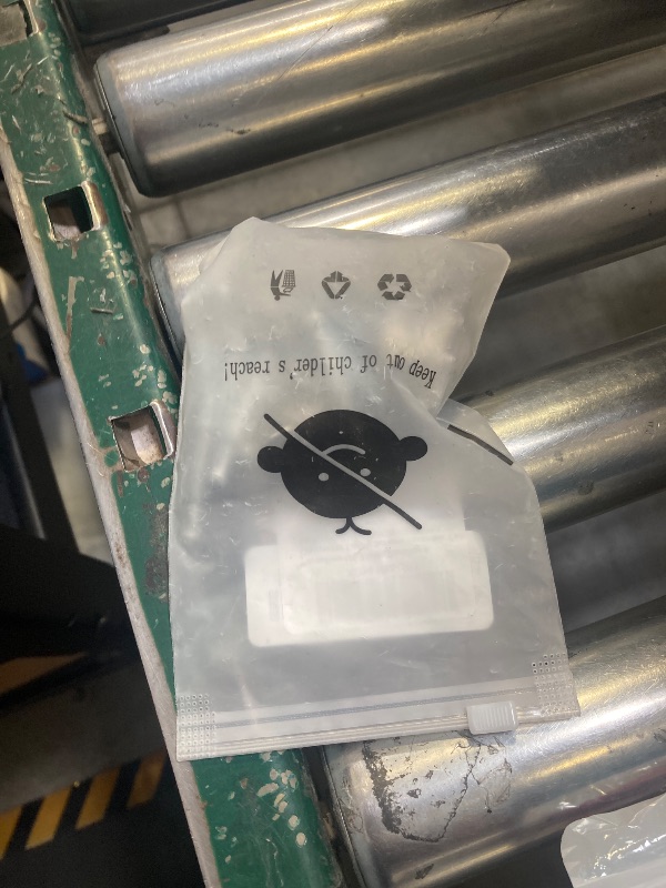 Photo 1 of 25Pcs Furniture Connecter Fixing Screws Eccentric Cam Lock with Metal Self-Ttapping Dowels Screws for Wardrobe Drawer Cabinet Furniture Panel Connecting 1 Style