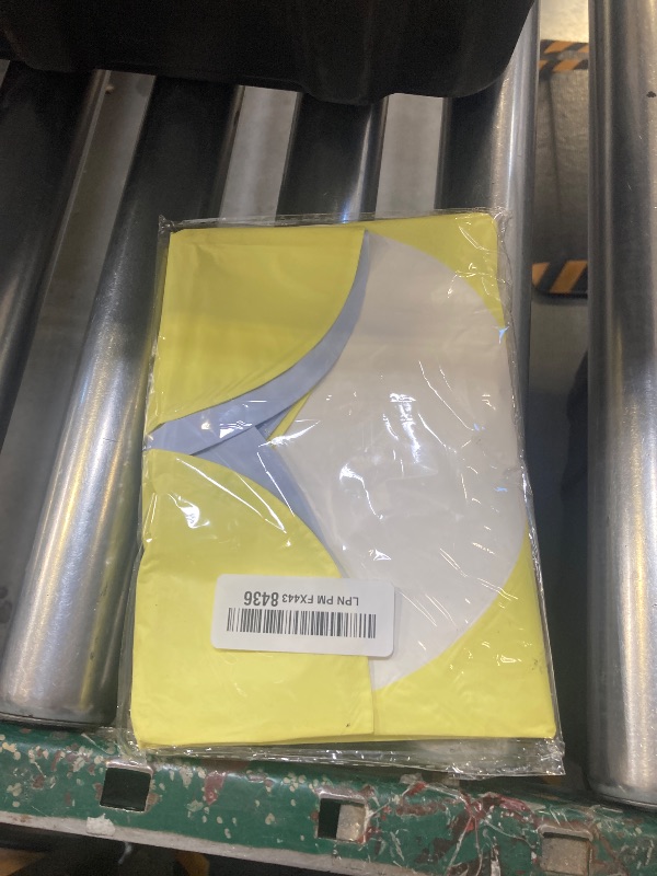 Photo 1 of 16 Pieces Daisy Foil Balloons – 4 Colors 21 & 12 Inches Boho Flower Mylar Balloons in Pink, White, Yellow, and Purple for Spring Groovy Party, Baby Shower, Garden Birthday, Floral-Themed Decorations