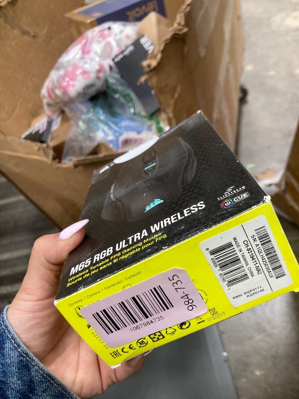 Photo 1 of **Missing charger**Corsair M65 RGB Ultra Wireless Tunable FPS Gaming Mouse - Sub-1ms Slipstream Wireless Technology, 26,000 DPI Optical Sensor, Up to 120 Hours of Battery Life, 8 Programmable Buttons - Black