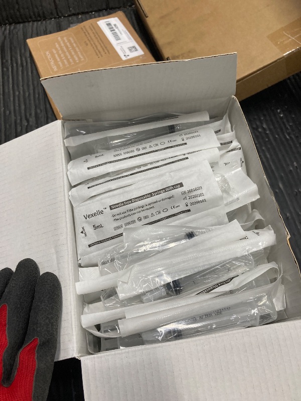 Photo 1 of 100 PCS 5ml Syringe with Cap for Liquid, Oral Syringe without Needle for Medicine Dropper, Colostrum Collect, Feeding Pets, Liquid Measuring, sterile Individually Sealed, Luer Slip
