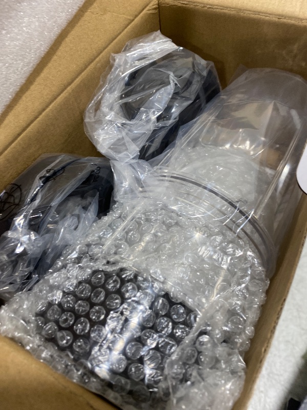 Photo 1 of Colarlemo 12-Piece Smoothie Blender Maker 25,000 RPM Personal Blender for Ice Crushing Smoothies & Frozen Drinks Nuts with 23oz, 32oz, 37oz Portable Cups Two 6-Leaf Stainless Steel Blades, Silver