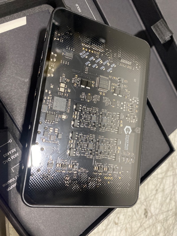 Photo 1 of Questyle Sigma Bluetooth Headphone Amplifier Portable Rechargeable DAC [MFi Certified] Bluetooth 5.4 Receiver with Dual Outputs High Resolution PCM768/DSD512 USB Amps for Smartphones/PC/Laptop