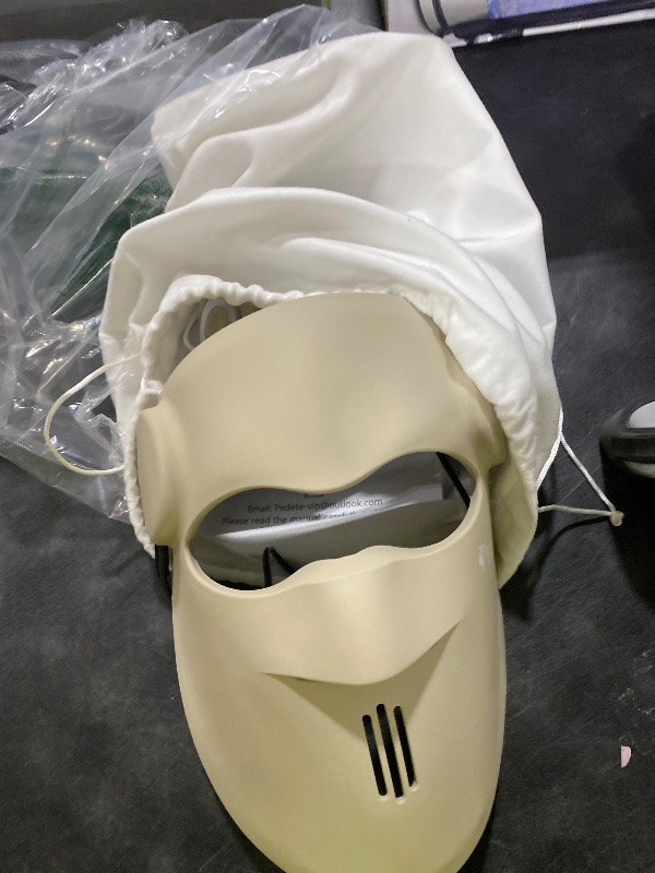 Photo 1 of NON-FUNCTIONAL, PARTS ONLY=-----------------------Red Light Therapy for Face, 9 Modes Wireless Face Mask Light Therapy, 850nm Infrared & Red Light Masks, 2500mAh Rechargeable, 3D Facial Fit, Light Therapy Skin Care At Home